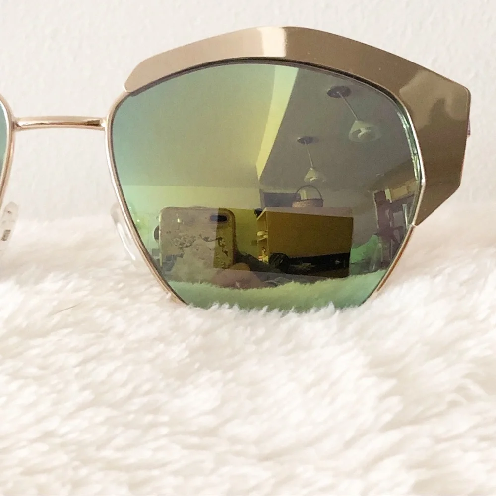 NWT JOES'S JEANS Gold Metallic Sunglasses